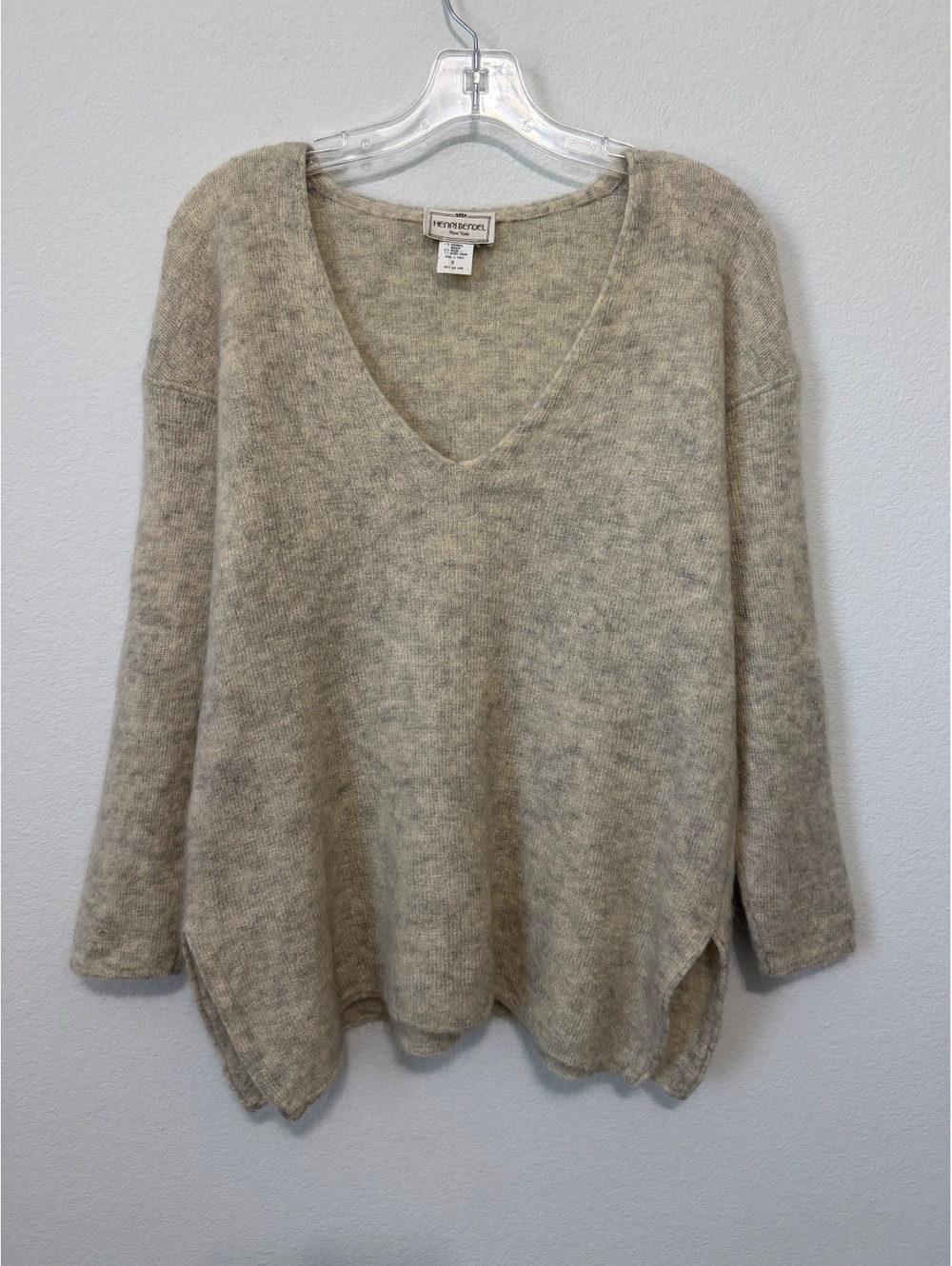 Henri Bendel Made In Italy V-Neck Mohair Blend Pullover Sweater Women's Size S